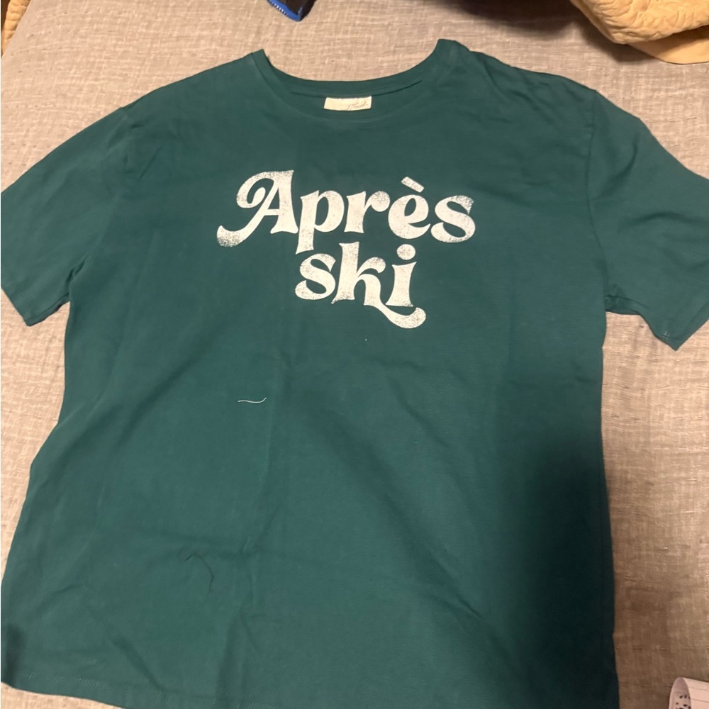 Universal Thread Green Tee